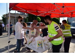 Tuzla Belediyesi'nden YKS'ye giren öğrencilere hediye - Vimarsana News