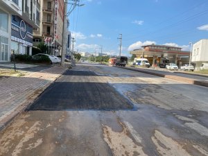 Gebze’de iki cadde daha onarıldı