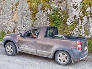 Dacia Duster’a pick-up versiyon geliyor!