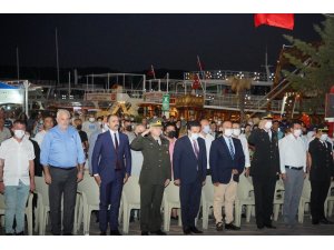 Ayvalık’ta 15 Temmuz Demokrasi ve Milli Birlik Günü’nün 5. yıldönümü birlik ve beraberlik coşkuyla anıldı