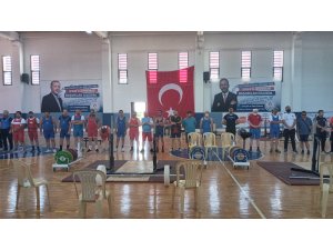 Bayburt Üniversitesi Gençlik ve Spor Kulübü sporcusu Türkiye ikincisi oldu