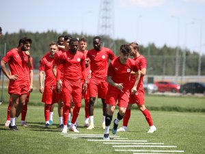 Sivasspor Petrocub maçına hazırlanıyor
