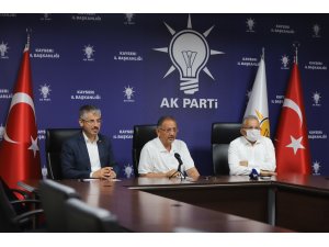 Büyükkılıç, AK Parti Teşkilatı ile bayramlaştı