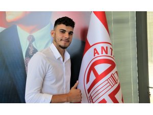 Antalyaspor’da 10 yeni transfer