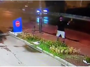 İzmir’de büyük panik: Oyuncak el bombasını akaryakıt istasyonuna fırlattı