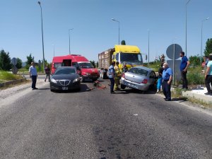 Manyas’ta trafik kazası: 2 yaralı