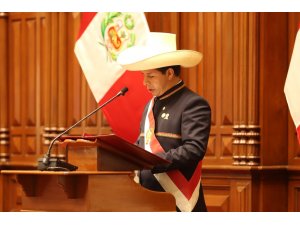 Peru’da Pedro Castillo Devlet Başkanı olarak yemin etti
