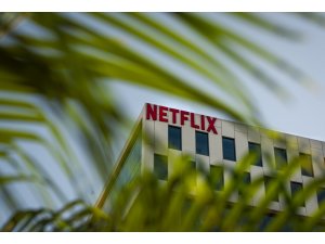 Netflix’ten ABD’deki yapımlarında yer alan ekiplere aşı zorunluluğu