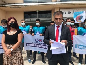 Ardahan’da Sağlık-Sen üyeleri "6. Dönem Toplu Sözleşme Görüşmeleri" öncesi basın açıklaması yaptı