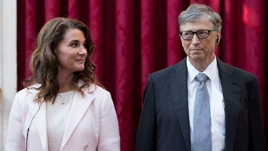 Bill Gates ve Melinda Gates resmen boşandı! Serveti eşit olarak paylaştılar!