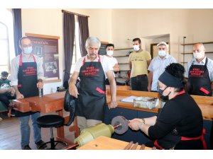 Sivas bıçağı ders oldu, kursiyerler arasında kadınlarda var - Vimarsana News