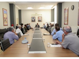 Muhtarların taleplerini dinledi - Vimarsana News