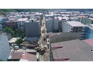 Tatvan Belediyesi sıcak asfalt çalışmalarına başladı