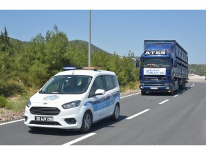 Aliağa Belediyesinden Manavgat’taki köylülere destek