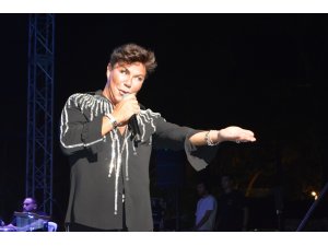 Fatih Ürek Ayvalık'ı salladı - Vimarsana News