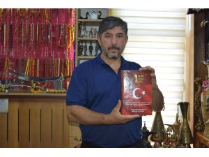 54 şair ve yazardan 64 şehidin öyküsünü anlatan kitap - Vimarsana News
