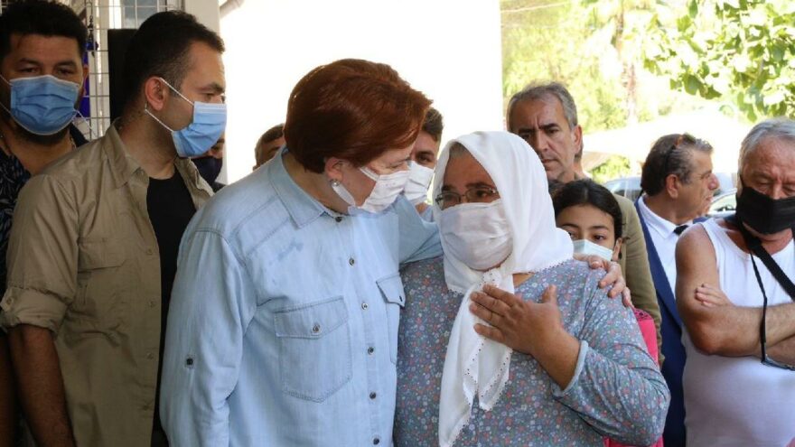 Köylü kadın, Akşener’e sarılarak ağladı: Her şeyimiz yandı