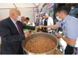 Bayburt'ta aşure dağıtımı - Vimarsana News