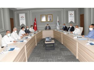 Adıyaman’da kamu-üniversite ve sanayi işbirliği geliştirme toplantısı yapıldı