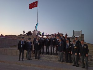 Binlerce kişinin katıldığı Zafer Yürüyüşü tamamlandı - Vimarsana News