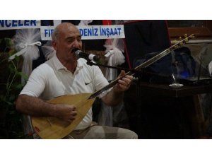 Halk ozanı aşıklar, saz ve sözleri ile vatan ve bayrak sevgisini anlattı - Vimarsana News