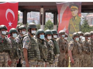 Bakan Akar: "TSK, Afganistan'da üstlendiği görev ve ortaya koyduğu başarısıyla NATO ve uluslararası alanda herkesin sevgi ve övgüsünü kazanmıştır" - Vimarsana News
