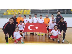 Down Sendromlu Futbol Milli takım kampı Kayseri'de - Vimarsana News