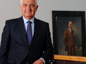 Başkan Gürün 30 Ağustos Zafer Bayramı'nı kutladı - Vimarsana News