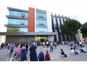 Bayraklı'da öğretmenlerin sınav heyecanı - Vimarsana News