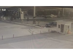 Elazığ'da 5 kişinin yaralandığı kaza güvenlik kamerasında - Vimarsana News