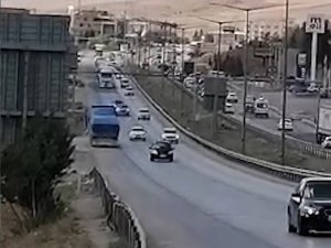 Trafikte ters yöne giren tır sürücüsüne bin 339 lira ceza