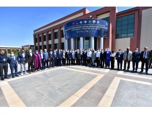 Ahilik perspektifinden eğitim, üretim, ticaret ve çalışma hayatında kurumsal yönetim çalıştayı