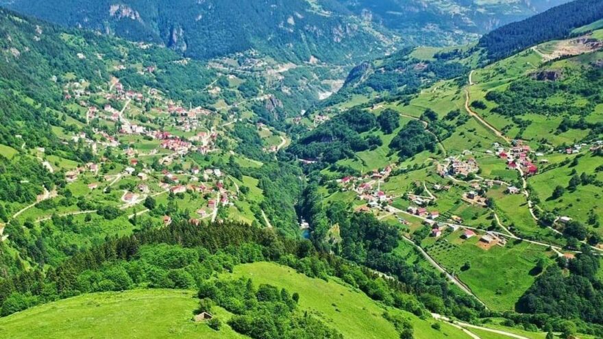 Köylüler direndi, AKP'li belediye geri adım attı - Vimarsana News