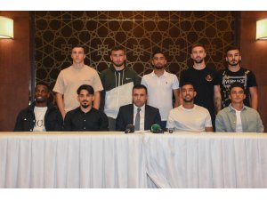 Konyaspor’un yeni transferleri tanıtıldı
