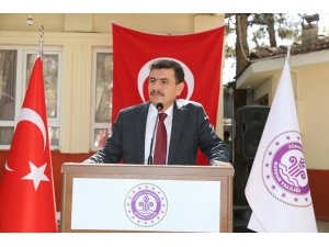 Burdur Valisi Arslantaş: "Bu ülkenin tapusunu şehit ve gazilerimiz mühürlemiştir"