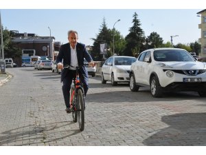 Başkan Akkaya: “Bisiklet çevre dostu ve yakıt tasarrufu sağlayan bir araç”
