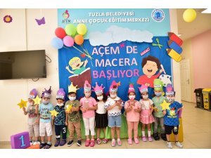 Tuzla Belediyesi Anne Çocuk Eğitim Merkezi’nde ilk ders zili çaldı