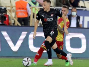 Sivasspor’da Fredrik Ulvestad ilk resmi maçına çıktı