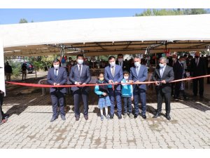 Yüksekova’da bilim şenliği