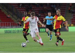Süper Lig: Göztepe: 0 - Hatayspor: 1 (İlk yarı)
