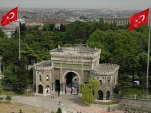 İstanbul Üniversitesi o dersi kaldırdı!