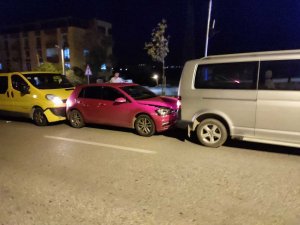 Hatay’da zincirleme trafik kazası: 1 yaralı