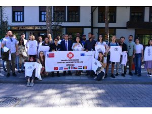 Öğrenciler Yeşilyurt’taki yatırımlara hayran kaldı