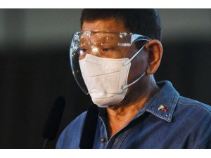 Filipinler Devlet Başkanı Duterte: "Siyaseti bırakıyorum"