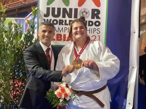 Milli judocu Hilal Öztürk dünya üçüncüsü oldu