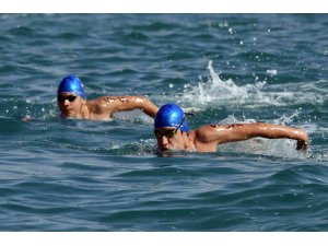 Mersin’de ilk kez yüzme maratonu düzenlendi
