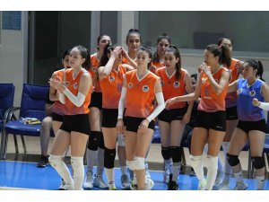 Adana Büyükşehir Belediyespor ilk maçını kazandı