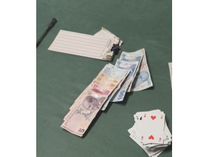 İş yerinde kumar oynayan 5 kişiye 6 bin 680 TL ceza kesildi