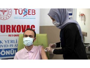 Turkovac’ın hatırlatma dozu Kayseri Şehir Hastanesi’nde uygulandı