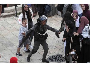 İsrail’den Kudüs’te Mevlit Kandilini kutlayan Filistinlilere müdahale: 20 yaralı, 7 gözaltı